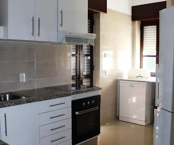 Clube Alvorférias T4 - 112 - Vista Piscina Mar